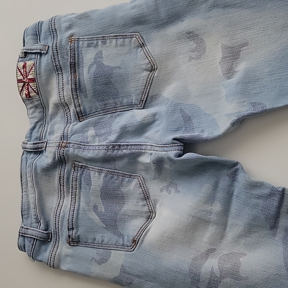 Camo Skinny Jeans - Picture 3 of 4